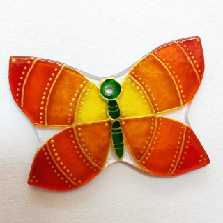Motýlek k zavěšení do okna - malovaná vitráž (Suncatcher)